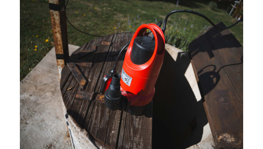 Помпа водна потопяема  900W 1" 250L/min 8,5m 35mm RAIDER RD-WP68 image