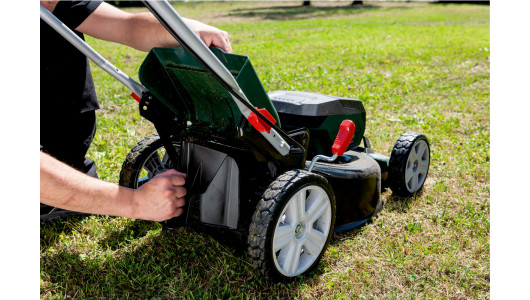 RM 36-18 LTX BL 46 Cordless Lawn Mower image