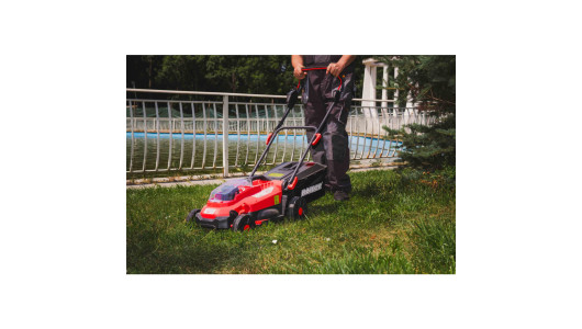 R20 Косачка безч. 33cm 35L 5нива Solo 150m2 RAIDER PRO RDP-BLM20 image